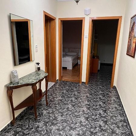 Homeland Nest Тирана Екстериор снимка